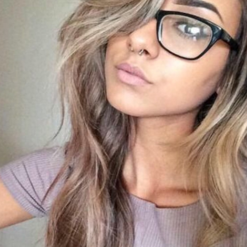 Meet your Posher, Marissa